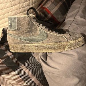 Sick worn in looking Nike Blazers size 8.5 worn maybe 3 times